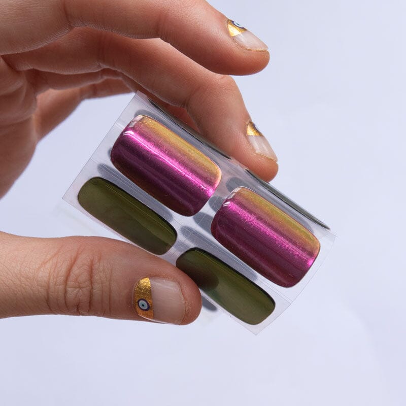 Gel Nail Strip ★ Jewel Beetle - MoYou London