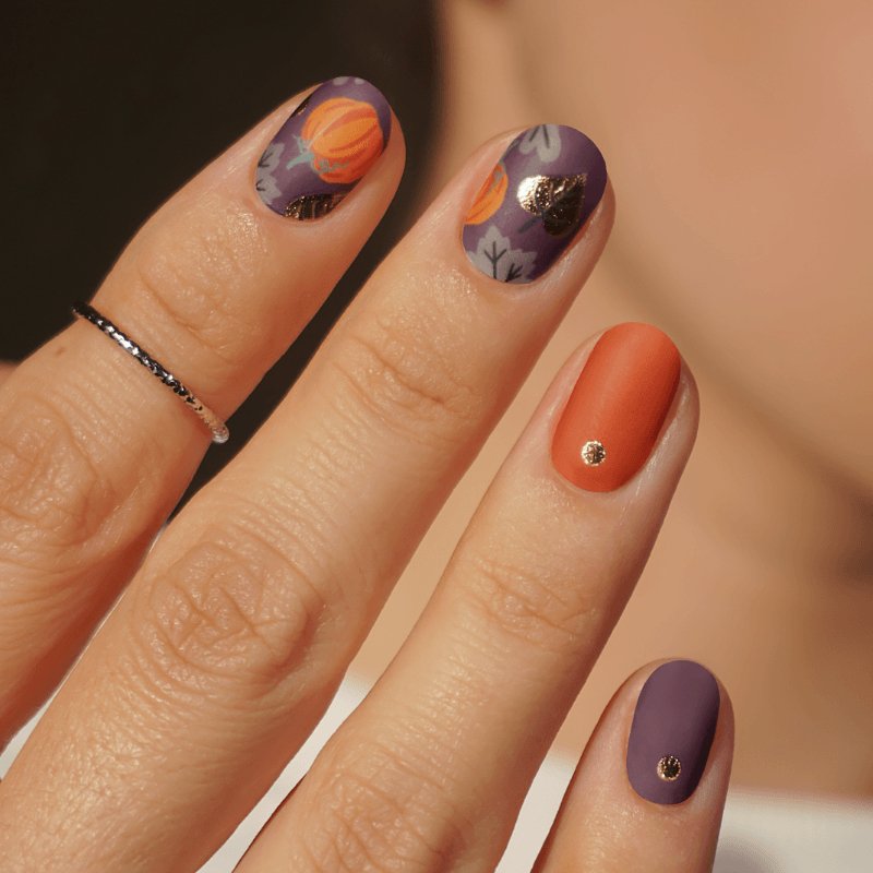 Gel Nail Strip ★ Falling for You - MoYou London