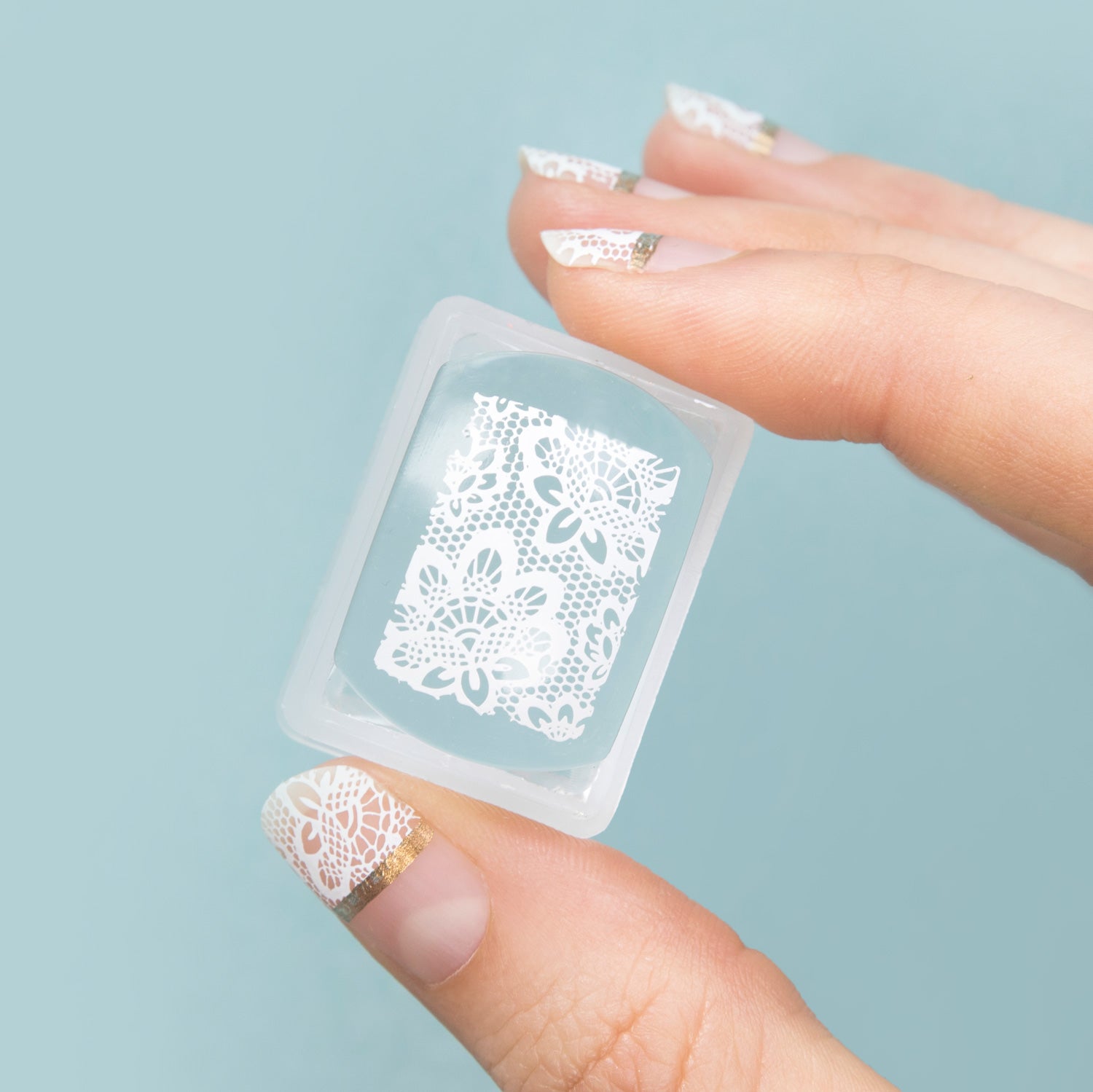 Nail Stamper with Elegant White Floral Nail Design