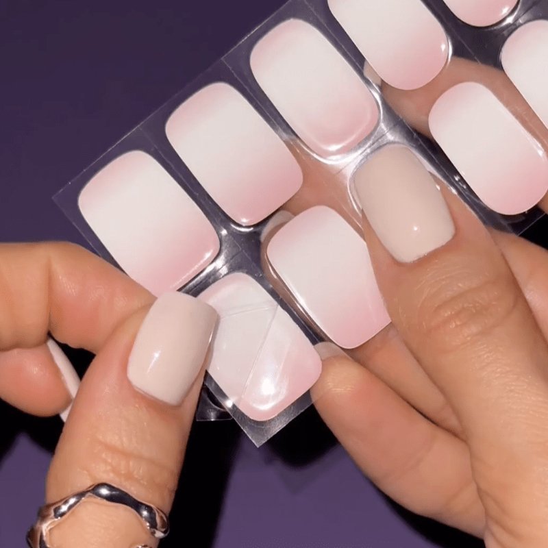 Gel Nail Strip ā
Pink Sunset - MoYou London