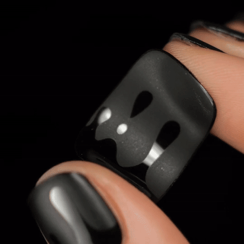 Gel Nail Strip ★ Bad Blood - MoYou London