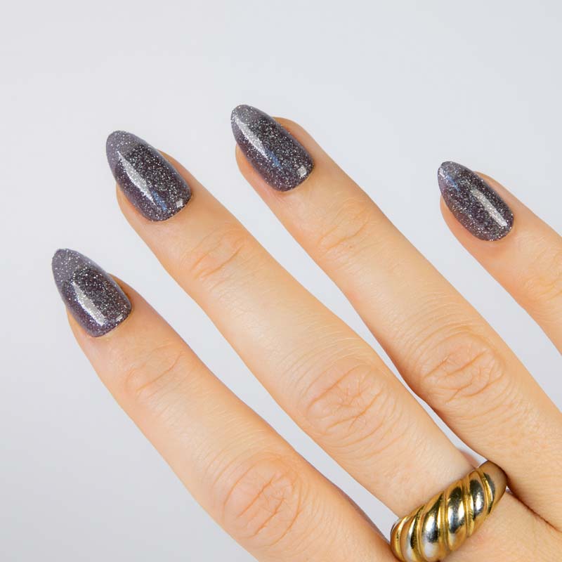 Blackout Spark • Short Almond