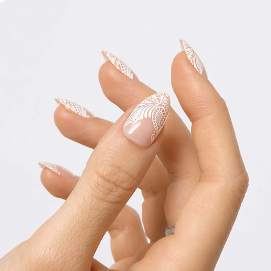 Paiwaloves 02 • Short Almond