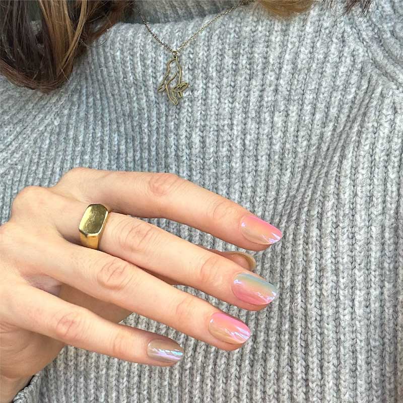 Aurora Dreams Short Oval • Soft Gel Press Ons - MoYou London