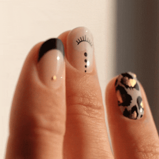 Gel Nail Strip ★ @universenails18 02 - MoYou London