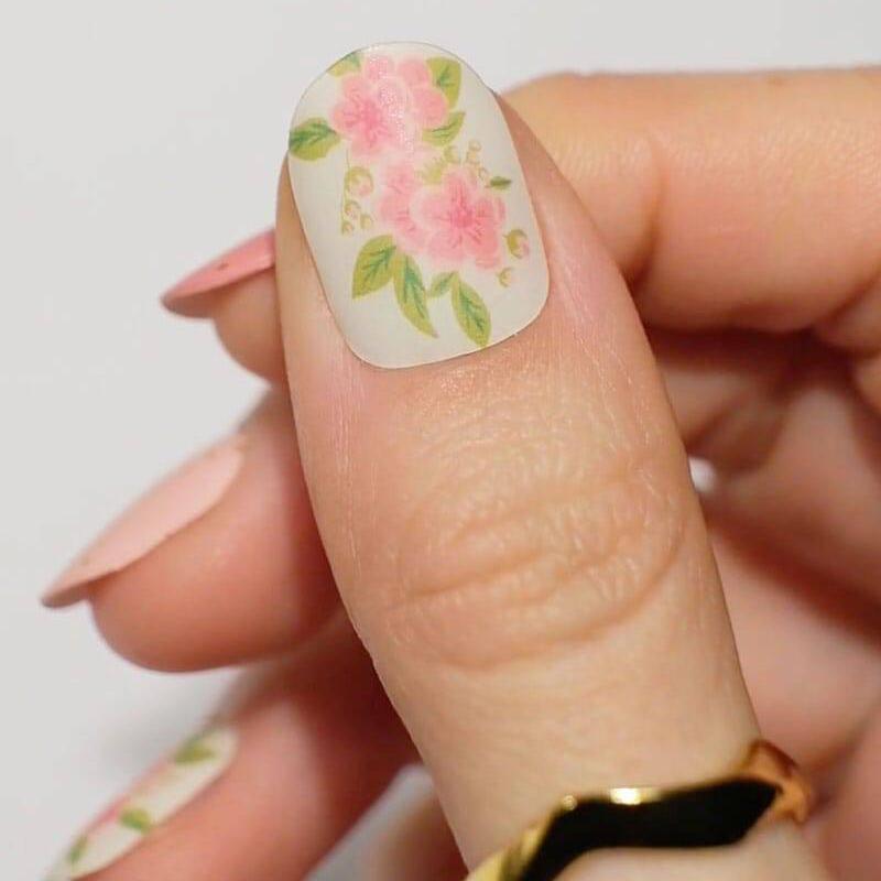Gel Nail Strip ★ Can't Buy Me Love - MoYou London