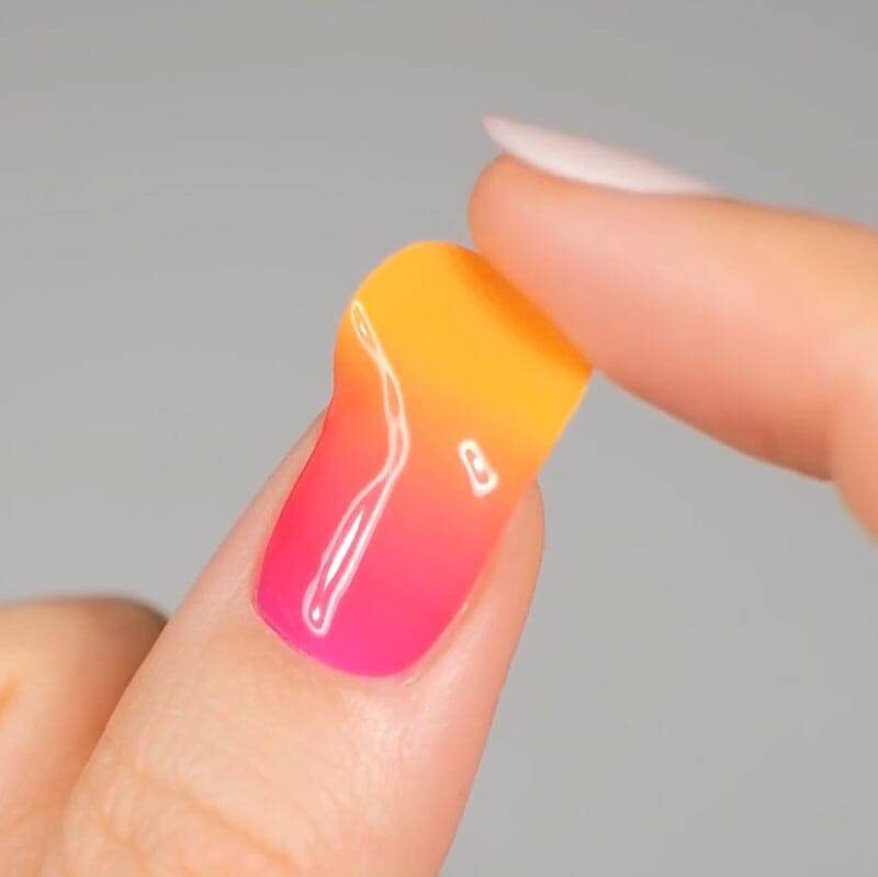 Gel Nail Strip ★ Heat Wave - MoYou London