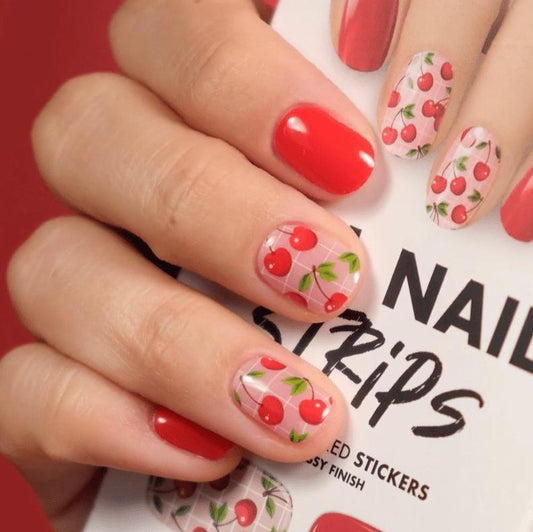 Gel Nail Strip ★ Cherry Cola - MoYou London