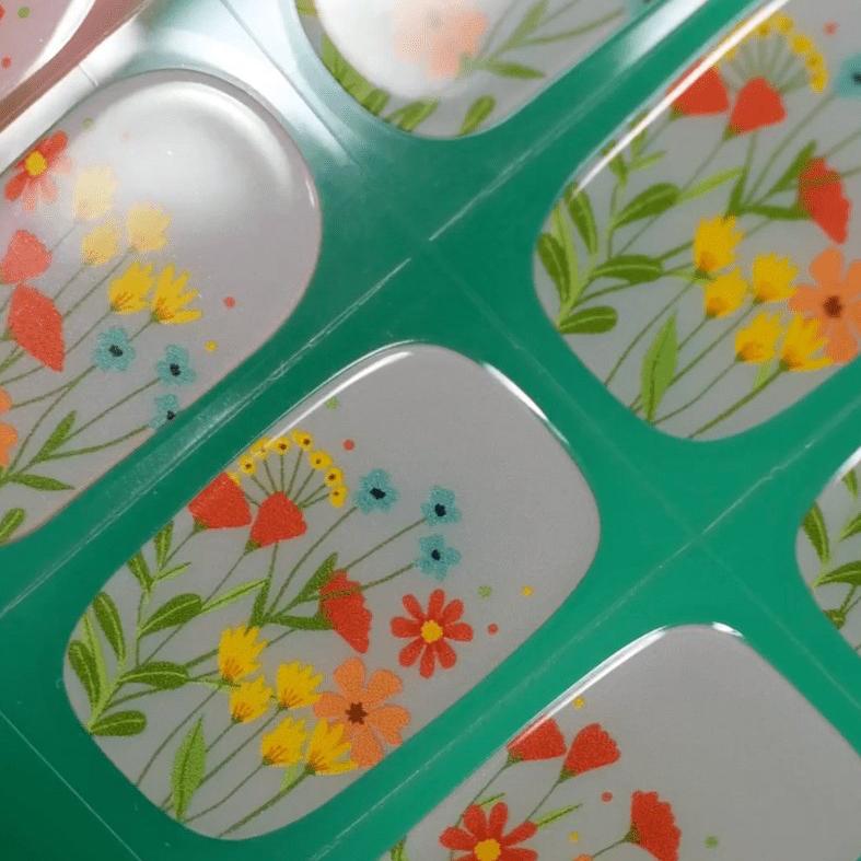 Gel Nail Strip ★ I Wet My Plants - MoYou London