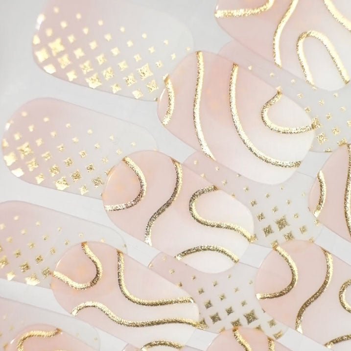 Gel Nail Strip ★ Liquid Gold - MoYou London