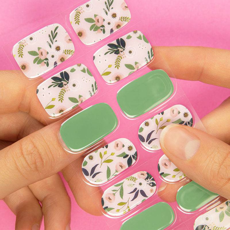 Gel Nail Strip ★ Blooming - MoYou London