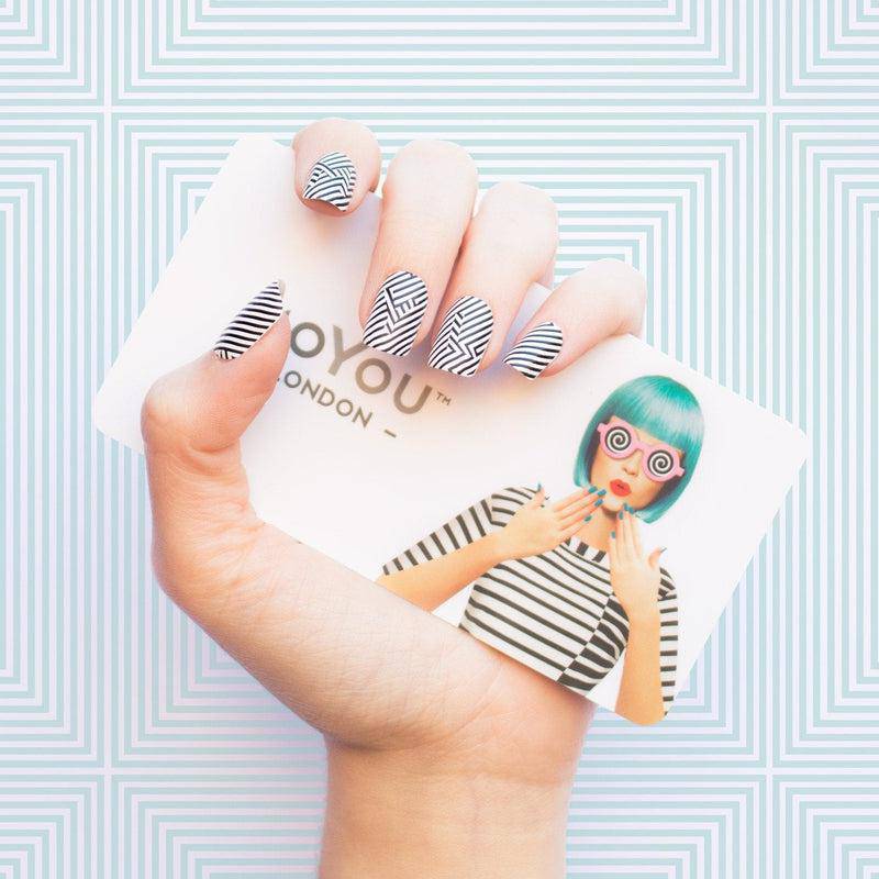 Illusion 10 ✦ Nail Stamping Plate - MoYou London