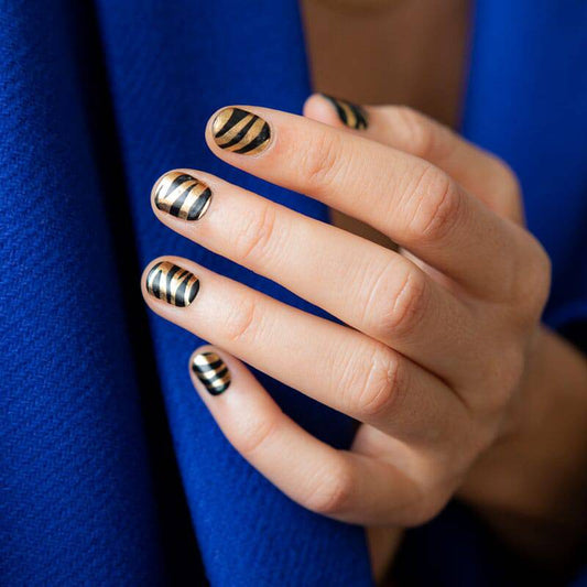 Gel Nail Strip ★ Stripe A Pose - MoYou London