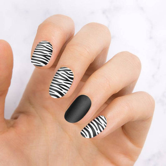 Pro 03 ✦ Nail Stamping Plate - MoYou London