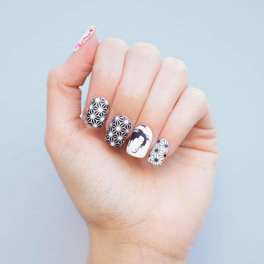 Suki 01 ✦ Nail Stamping Plate - MoYou London