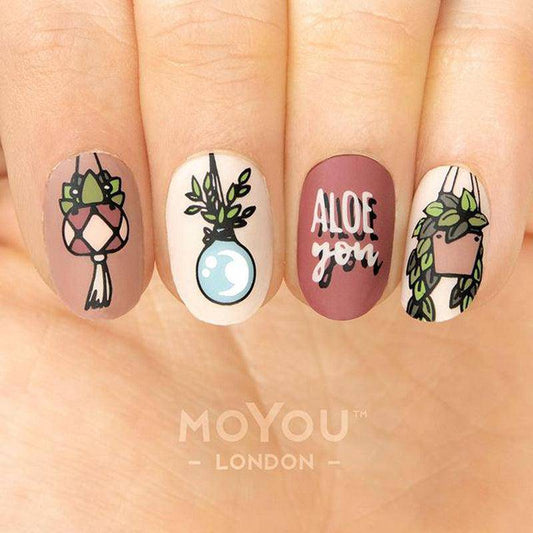Summer Lovin' 05 ✦ Nail Stamping Plate - MoYou London