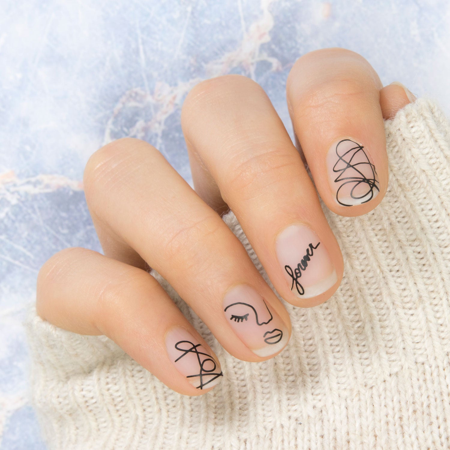 Single-Line Matte Minimal Nails