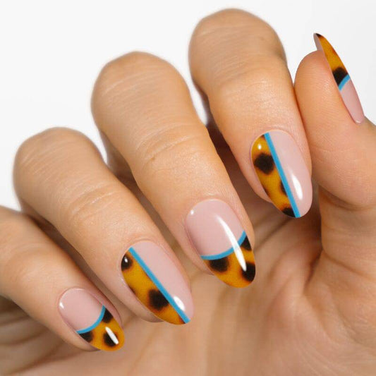 Gel Nail Strip ★ @nails.by.iz_ 03 - MoYou London