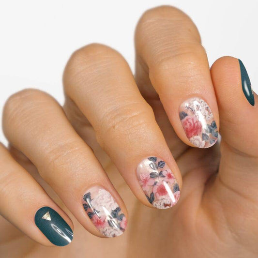 Gel Nail Strip ★ Kiss from a Rose - MoYou London