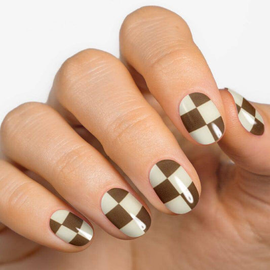 Gel Nail Strip ★ @peachinails 06 - MoYou London
