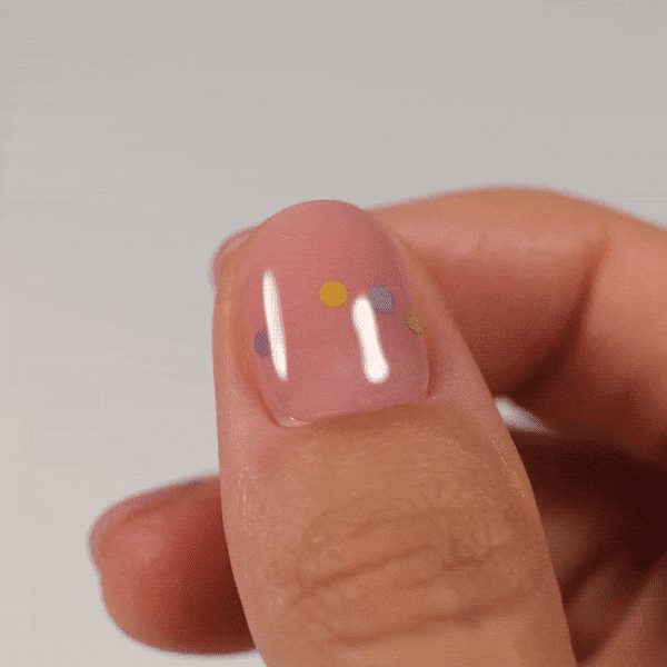 simple dots manicure on clear nails using gel polish stickers by moyou