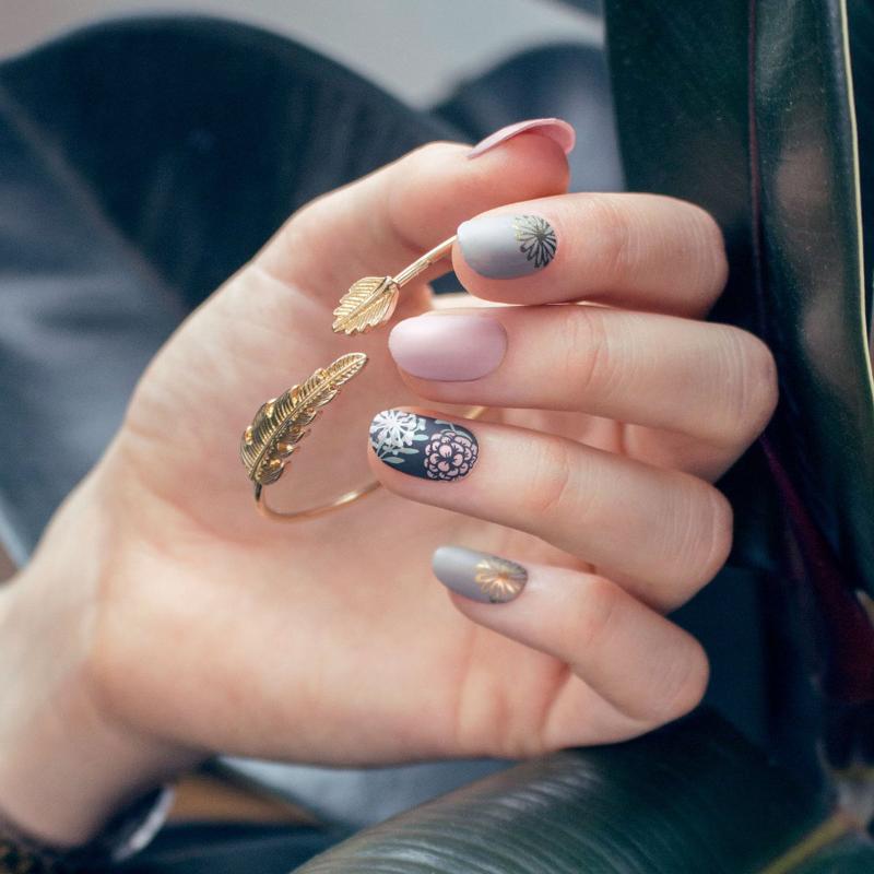 Elegant Botanical Nails
