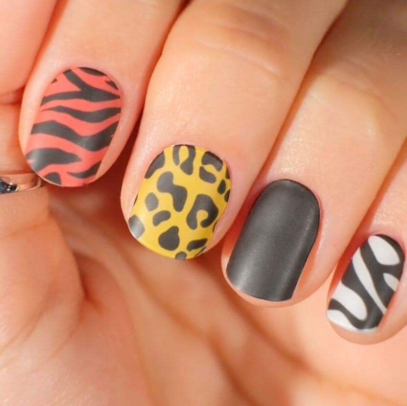 Gel Nail Strip ★ Safari Vibes - MoYou London