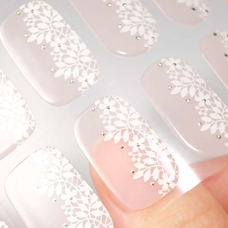 Gel Nail Strip ★ Floral Chic - MoYou London