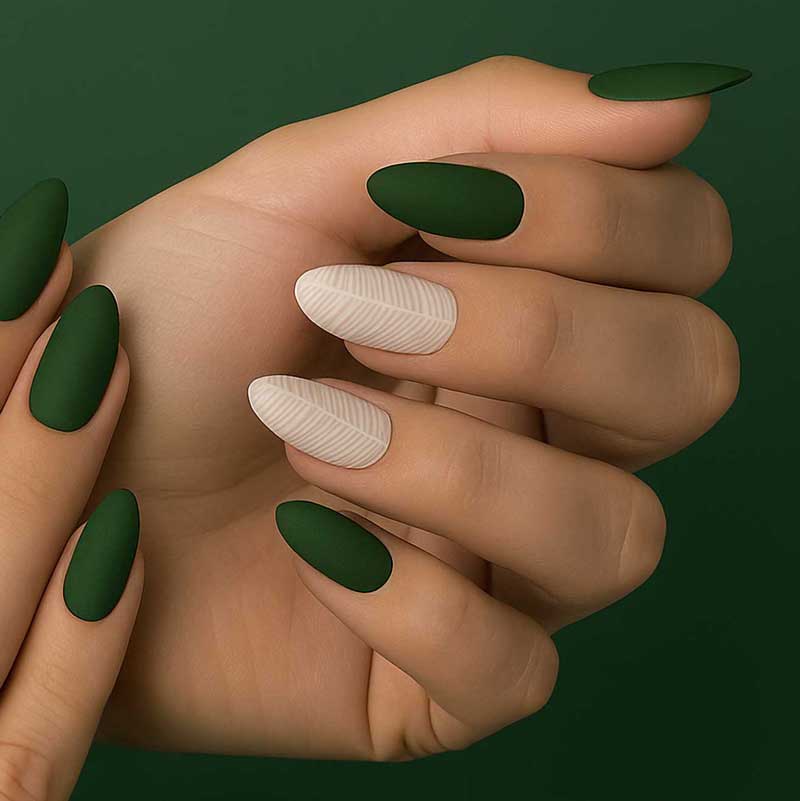 Evergreen Chic - MoYou London