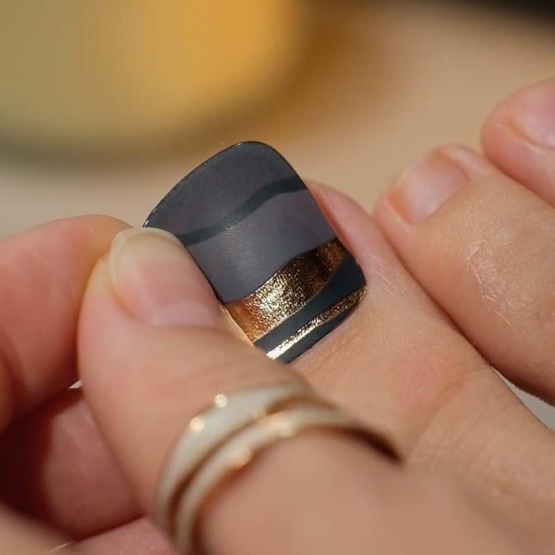 Gel Toe Strip ★ Gold Dipped Midnight - MoYou London