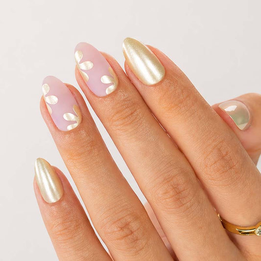 Petal Luxe • Short Almond