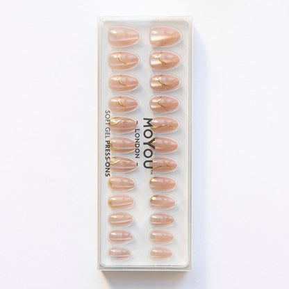 Goddess Mode • Short Almond