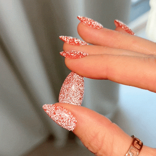 Berry Flash • Short Almond