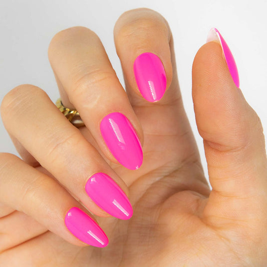 Cosmo • Short Almond