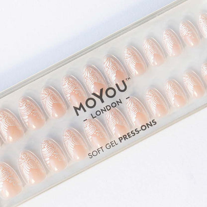 Paiwaloves 02 • Short Almond