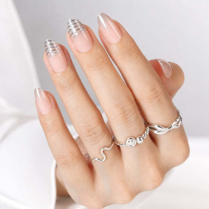 Silver Veil • Short Almond