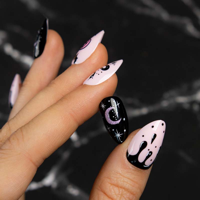 Wicked Cute • Short Almond