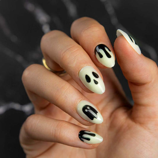 Neon Spooky • Short Almond