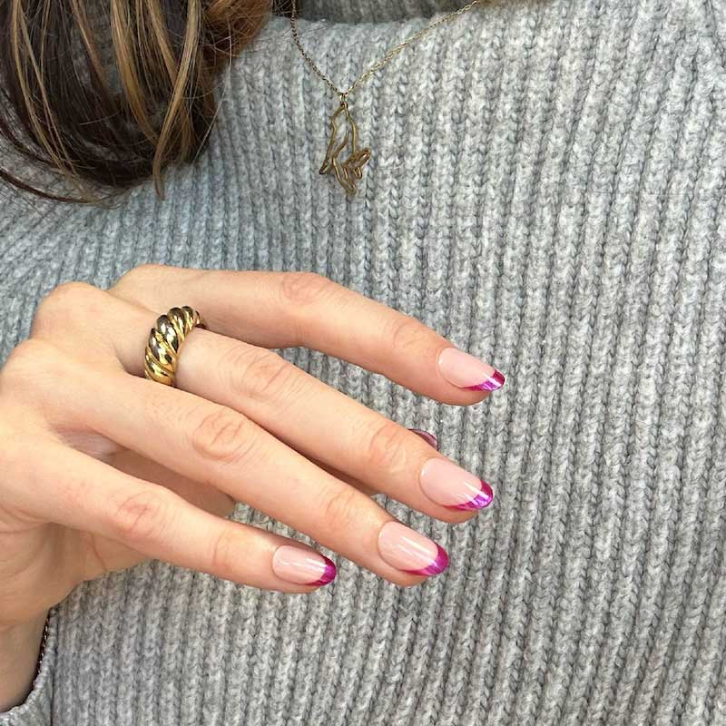 Pink Rebellion Short Oval • Soft Gel Press Ons - MoYou London