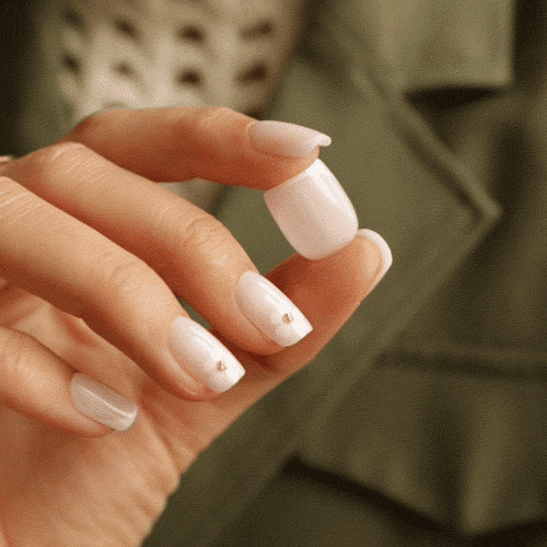 Fleur Blanche • Short Square
