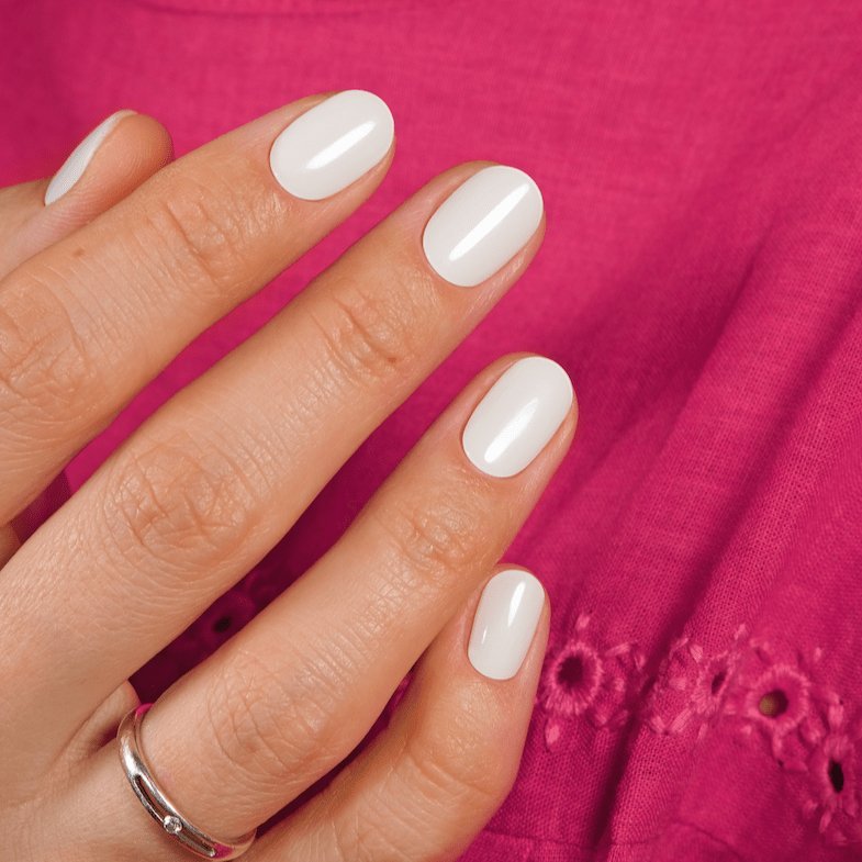 Gel Nail Strip ★ Spilled Milk - MoYou London
