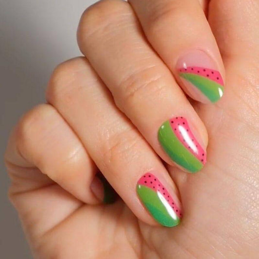 Gel Nail Strip ★ @thenaillologist 02 - MoYou London