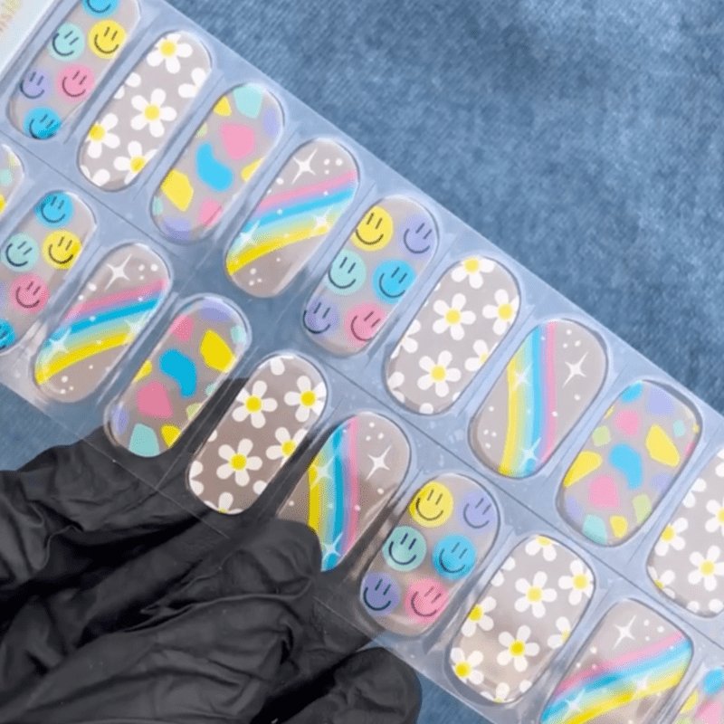 Gel Nail Strip ★ @universenails18 01 - MoYou London