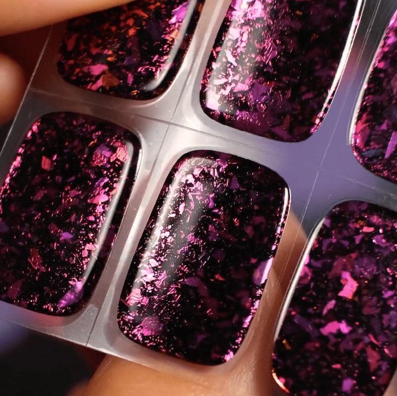 Gel Nail Strip ★ Let It Glow - MoYou London