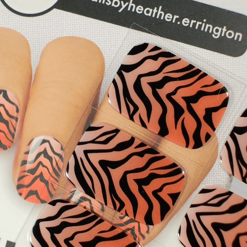 Gel Nail Strip ★ @nailsbyheather.errington 03 - MoYou London