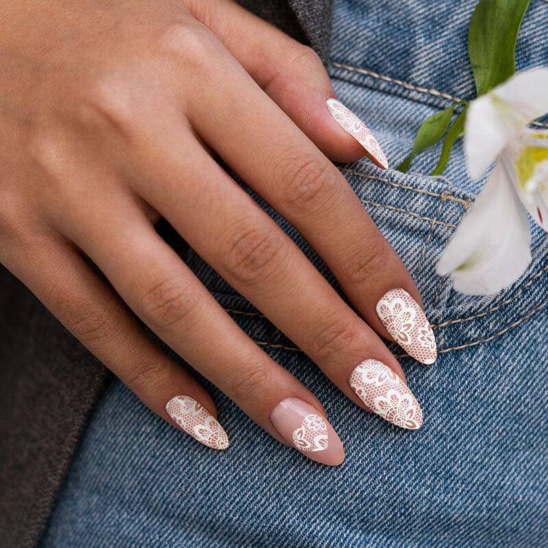 Size Matters 03 ✦ Nail Stamping Plate - MoYou London