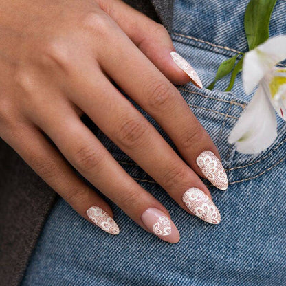 Size Matters 03 ✦ Nail Stamping Plate - MoYou London