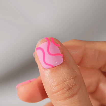 Gel Nail Strip ★ Pink is the new Black - MoYou London