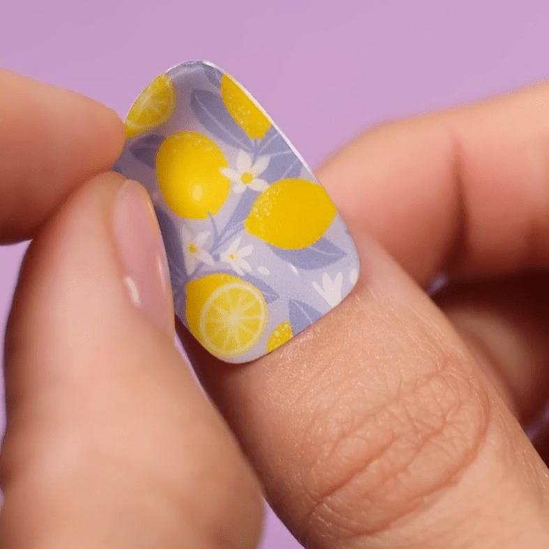 Gel Nail Strip ★ Don't Be Sour - MoYou London