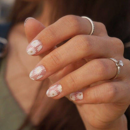 Gel Nail Strip ★ Oopsy Daisy - MoYou London